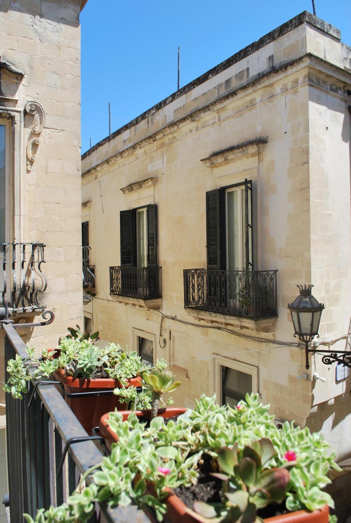 ليتشي Palazzo Della Contessa - Suites & Breakfast المظهر الخارجي الصورة